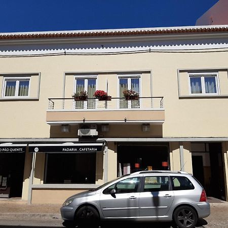 Alojamento Ferreira - Apartamento B Apartment ซังติอาโก โด กาเซ็ง ภายนอก รูปภาพ