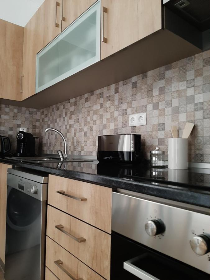 Alojamento Ferreira - Apartamento B Apartment ซังติอาโก โด กาเซ็ง ภายนอก รูปภาพ