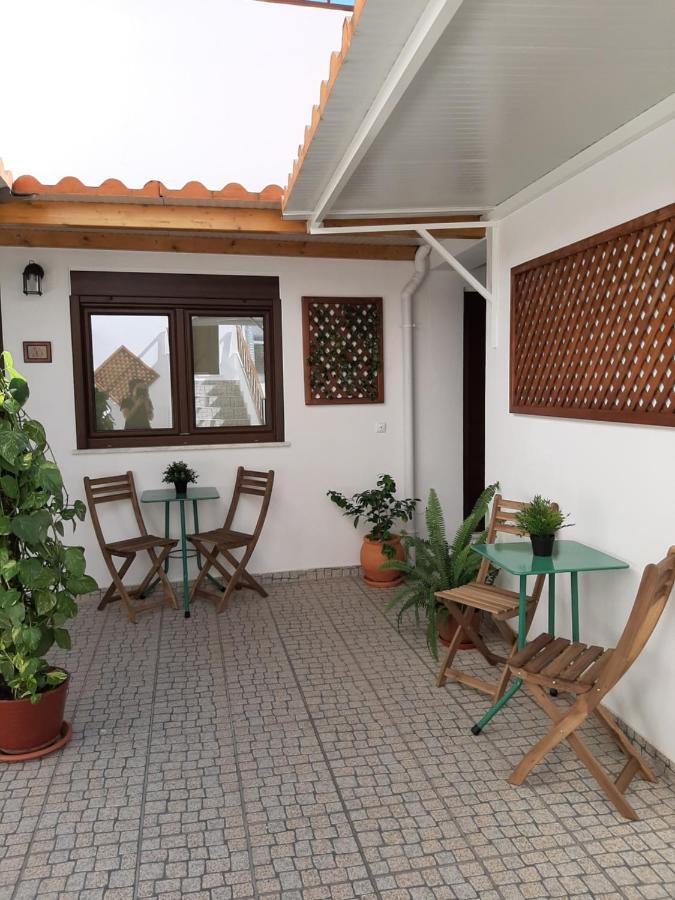 Alojamento Ferreira - Apartamento B Apartment ซังติอาโก โด กาเซ็ง ภายนอก รูปภาพ